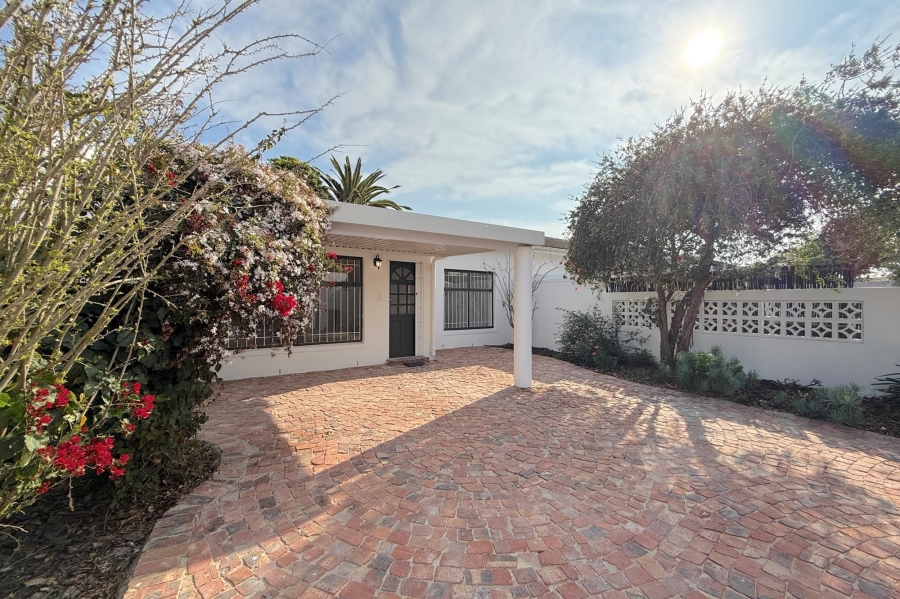 To Let 2 Bedroom Property for Rent in Flamingo Vlei Western Cape